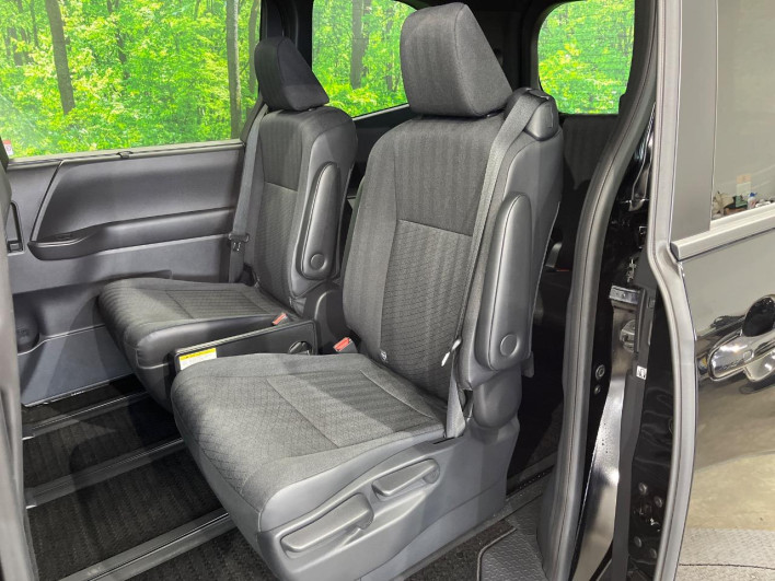 2022 Toyota Voxy 6BA-MZRA95W (UW-69f80dd388756)[29]