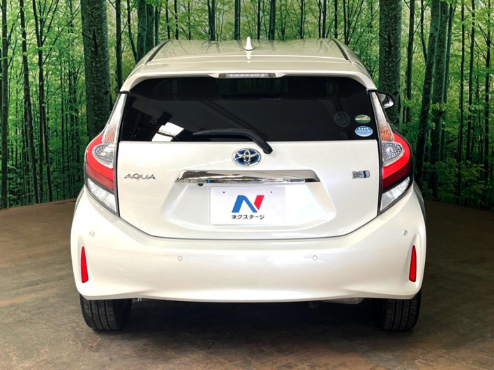 2019 Toyota Aqua DAA-NHP10 (UW-69f80dd9430fb)[3]