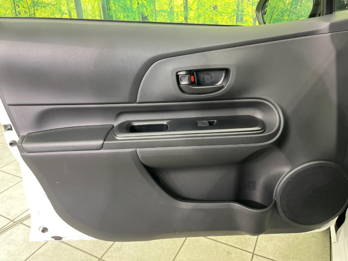 2021 Toyota Aqua 6AA-NHP10 (UW-69f80dda34d98)[25]