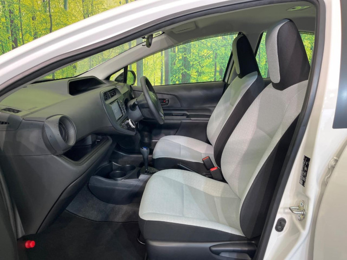 2021 Toyota Aqua 6AA-NHP10 (UW-69f80dda34d98)[16]