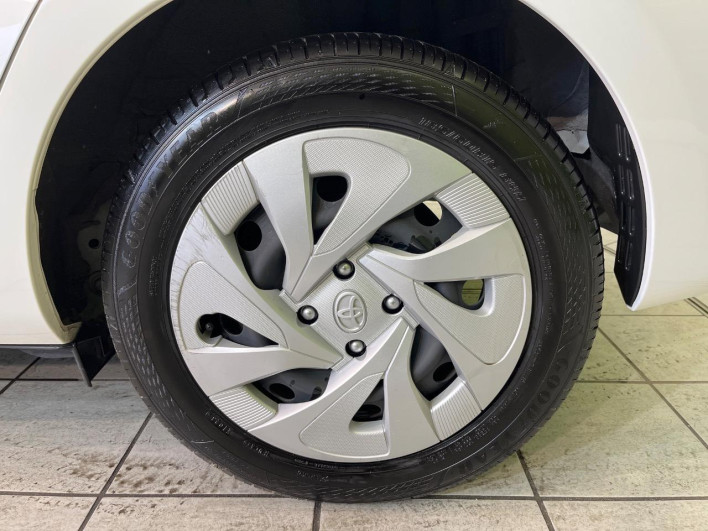 2021 Toyota Aqua 6AA-NHP10 (UW-69f80dda34d98)[8]