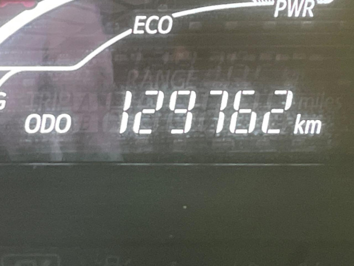 2016 Toyota Aqua DAA-NHP10 (UW-69f80ddb60934)[2]