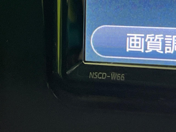 2018 Toyota Aqua DAA-NHP10 (UW-69f80ddddcab9)[18]