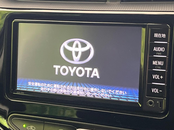 2018 Toyota Aqua DAA-NHP10 (UW-69f80ddddcab9)[16]