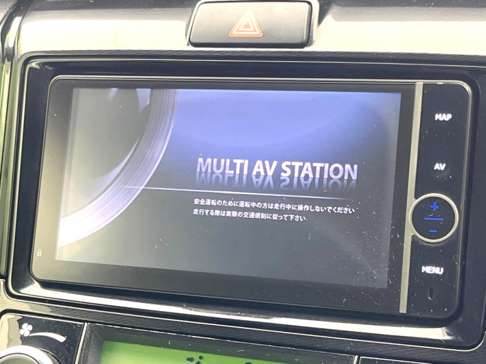 2013 Toyota Corolla Axio DAA-NKE165 (UW-69f80de037c9e)[19]