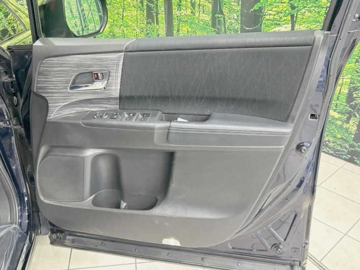2014 Honda Odyssey DBA-RC1 (UW-69f80de606c71)[22]