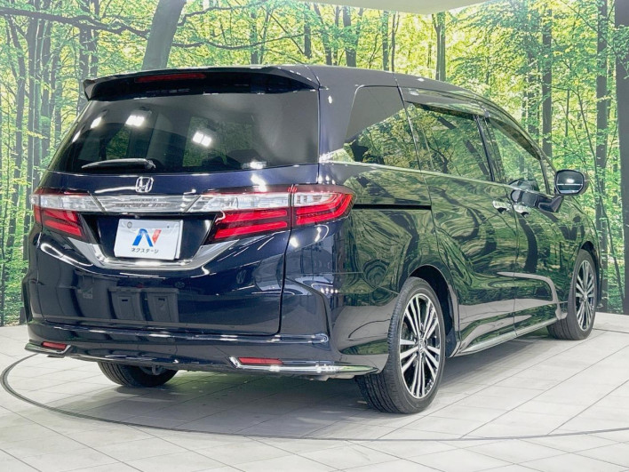 2014 Honda Odyssey DBA-RC1 (UW-69f80de606c71)[8]