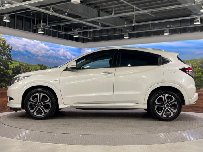 2016 Honda VEZEL DAA-RU3 (UW-69f80de8ddb9b)[13]