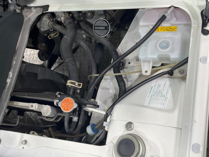 2014 Daihatsu Hiace Truck EBD-S211P (UW-69f80df024efc)[28]