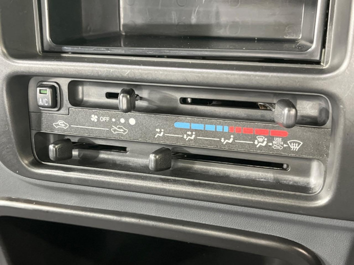 2014 Daihatsu Hiace Truck EBD-S211P (UW-69f80df024efc)[9]