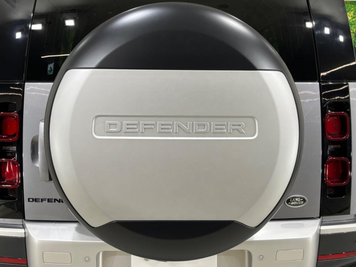 2021 Land Rover Defender 3CA-LE72WAB (UW-69f80df349059)[23]