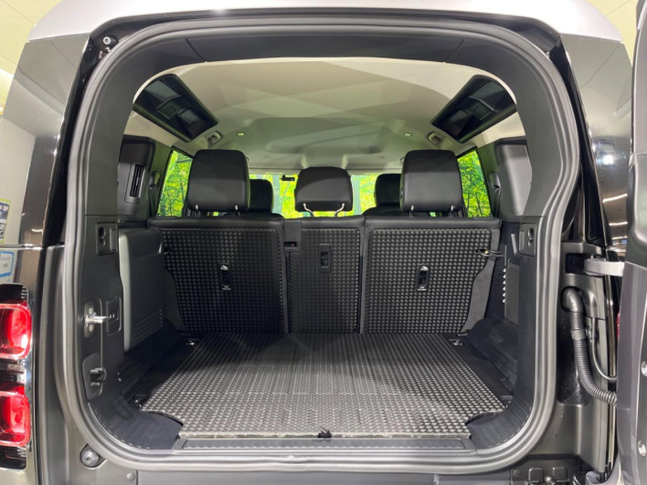 2021 Land Rover Defender 3CA-LE72WAB (UW-69f80df349059)[25]