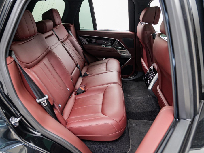 2025 Land Rover Range Rover 3CA-LK93WA (UW-69f80df44757b)[26]
