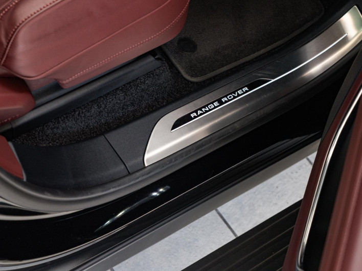 2025 Land Rover Range Rover 3CA-LK93WA (UW-69f80df44757b)[27]