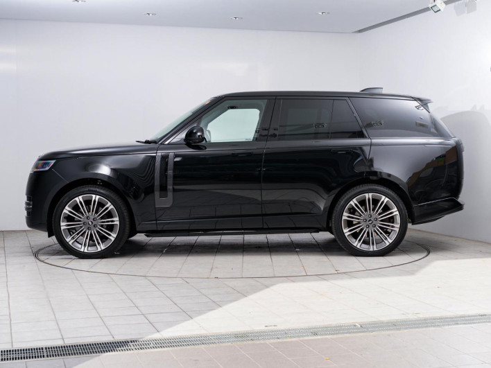 2025 Land Rover Range Rover 3CA-LK93WA (UW-69f80df44757b)[4]