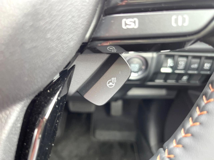 2025 Subaru Forester 5AA-SLG (UW-69f80df74f427)[10]