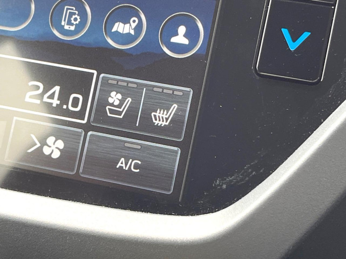 2025 Subaru Forester 5AA-SLG (UW-69f80df74f427)[20]
