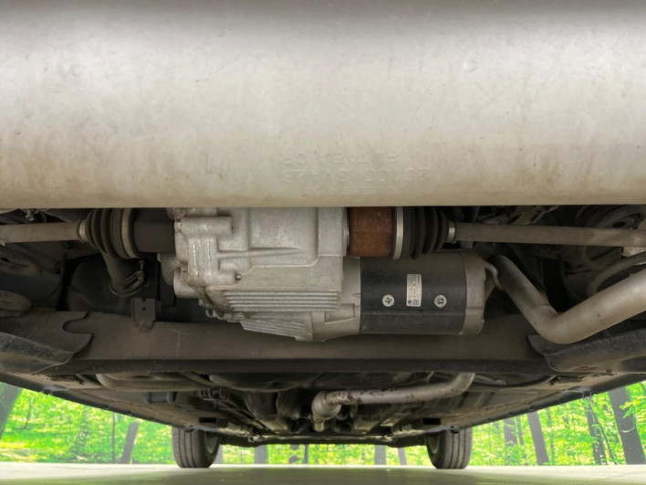 2020 Nissan Note DAA-SNE12 (UW-69f80df76146e)[15]