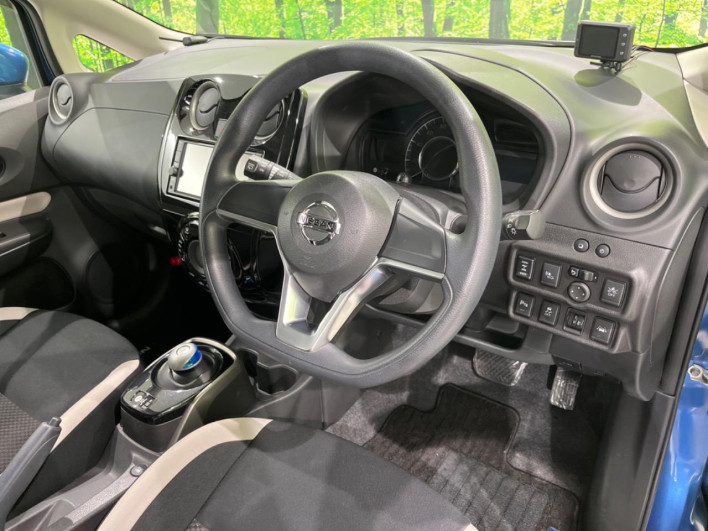 2020 Nissan Note DAA-SNE12 (UW-69f80df76146e)[4]