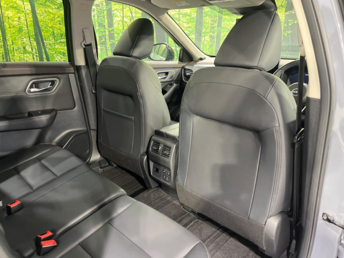 2023 Nissan X-Trail 6AA-SNT33 (UW-69f80df93f278)[12]
