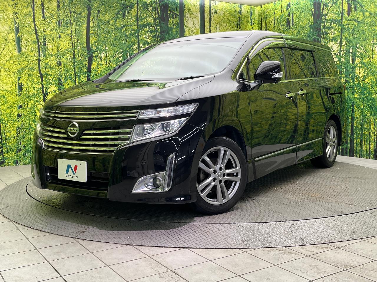 2012 Nissan Elgrand DBA-TE52