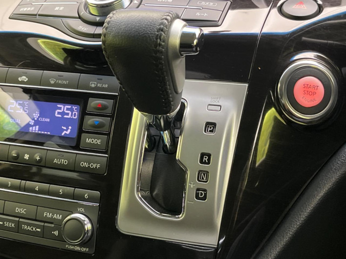 2012 Nissan Elgrand DBA-TE52 (UW-69f80dfc3cb68)[26]