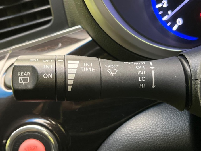 2012 Nissan Elgrand DBA-TE52 (UW-69f80dfc3cb68)[21]