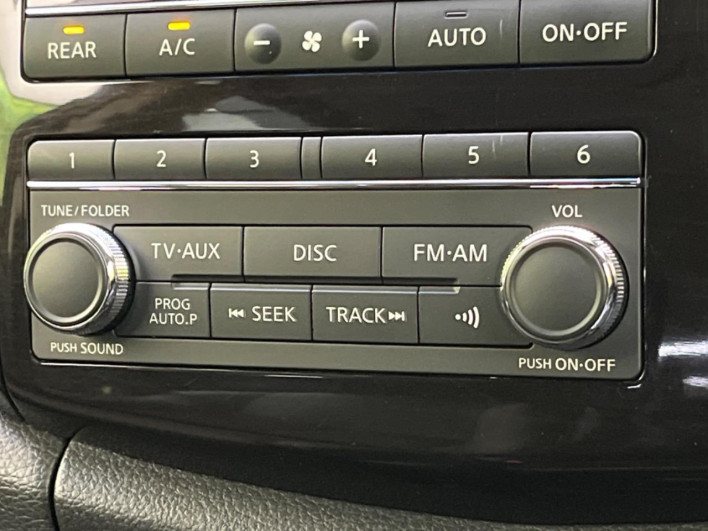 2012 Nissan Elgrand DBA-TE52 (UW-69f80dfc3cb68)[27]