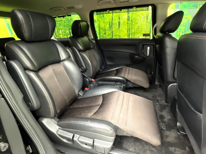 2015 Nissan Elgrand DBA-TE52 (UW-69f80dfd7c09a)[18]