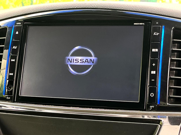 2015 Nissan Elgrand DBA-TE52 (UW-69f80dfd7c09a)[5]