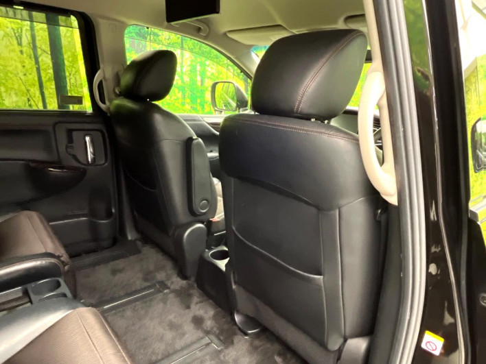 2015 Nissan Elgrand DBA-TE52 (UW-69f80dfd7c09a)[19]