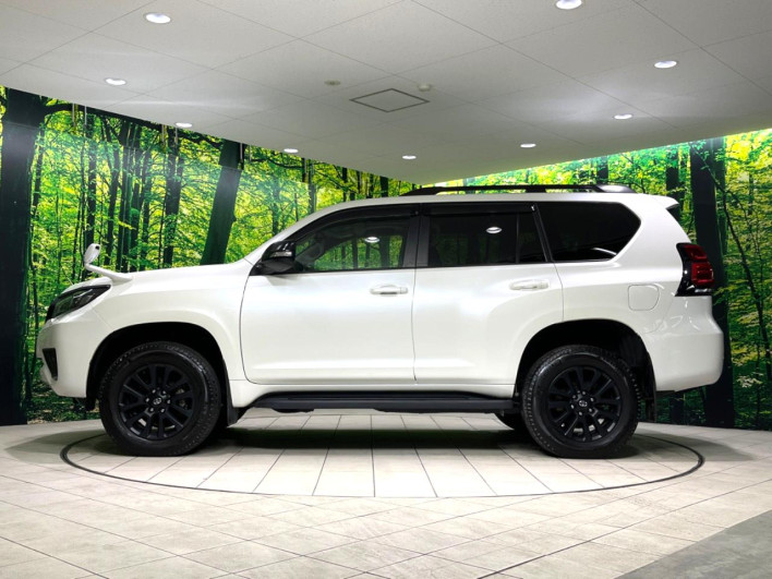 2023 Toyota Land Cruiser Prado 3BA-TRJ150W (UW-69f80e017dc72)[24]