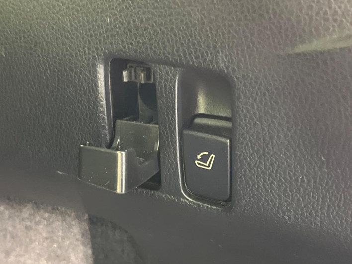 2014 Subaru Levorg DBA-VM4 (UW-69f80e065405a)[24]