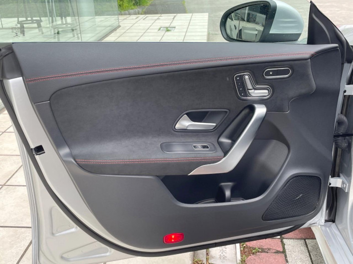 2021 Mercedes Benz CLA Class 3DA-118312M (UW-69f80e0ab4e87)[29]