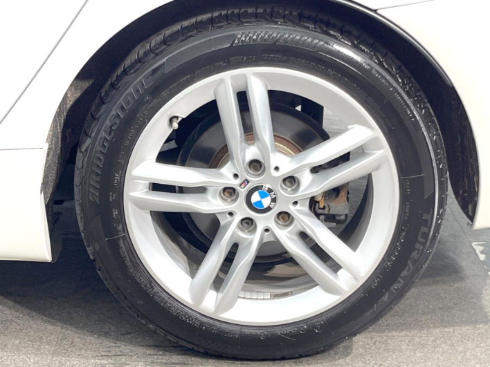 2016 BMW 2 Series LDA-2C20 (UW-69f80e0bed6d6)[8]