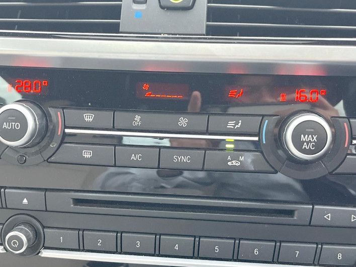 2018 BMW X4 DBA-XW20 (UW-69f80e0d9fd8e)[12]