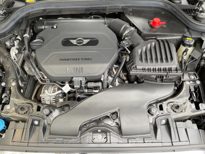 2019 Rover Mini LDA-XN15M (UW-69f80e109b9bb)[4]