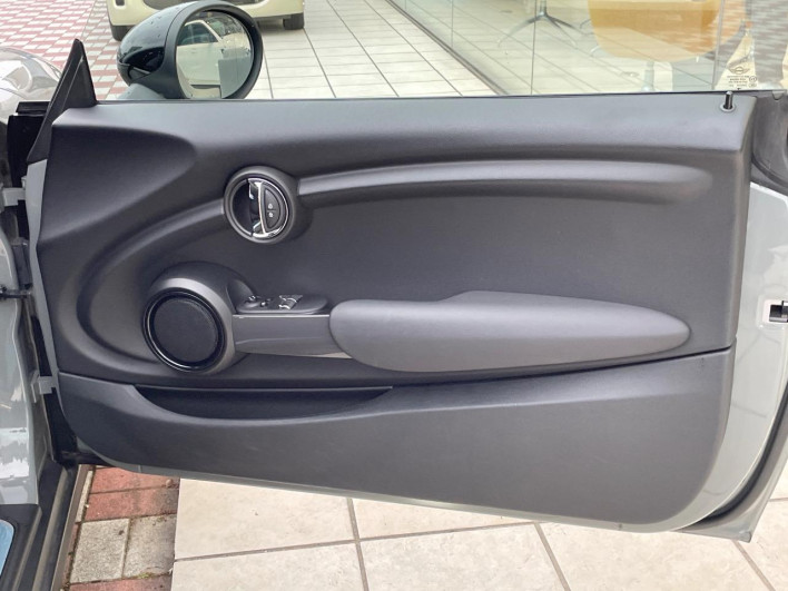 2019 Rover Mini LDA-XN15M (UW-69f80e109b9bb)[7]