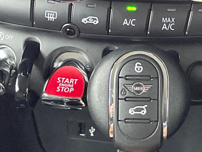 2019 Rover Mini LDA-XN15M (UW-69f80e109b9bb)[26]