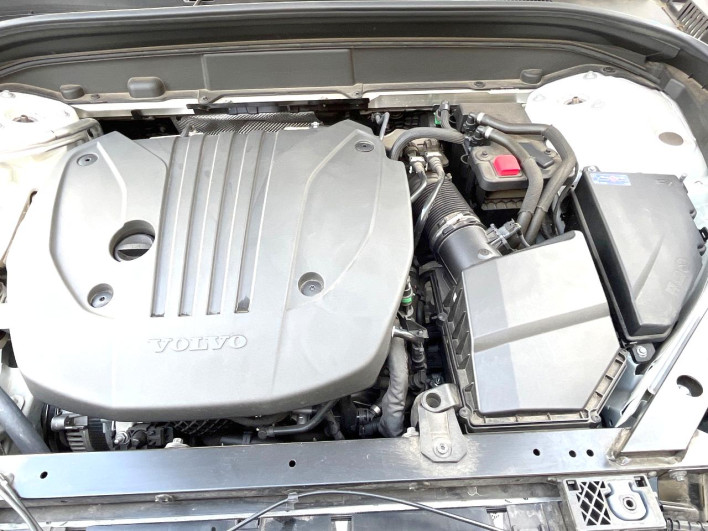 2022 Volvo XC60 5AA-UB420TXCM (UW-69f80e124faa7)[4]
