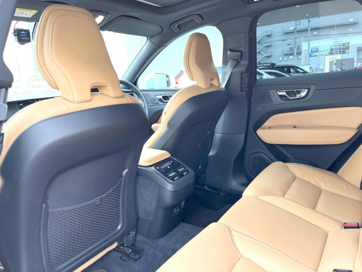 2022 Volvo XC60 5AA-UB420TXCM (UW-69f80e124faa7)[29]