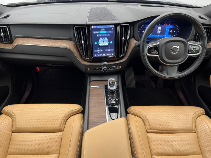 2022 Volvo XC60 5AA-UB420TXCM (UW-69f80e12acc5a)[23]