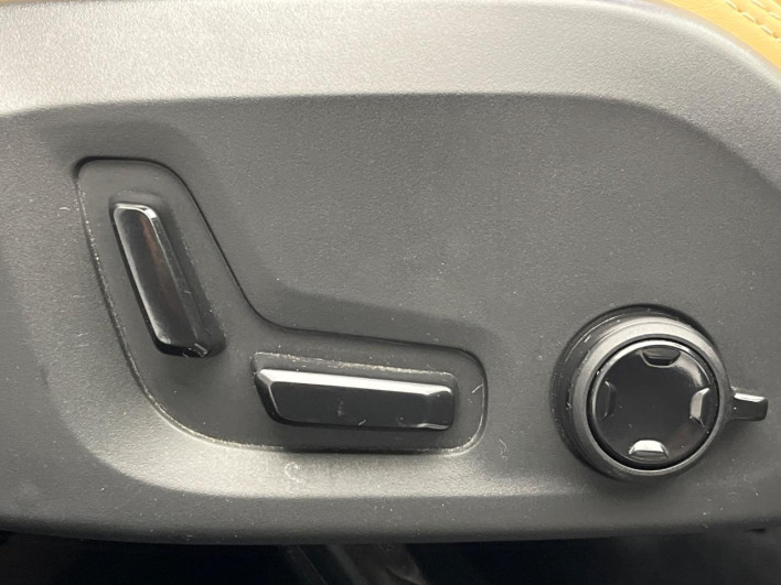2022 Volvo XC60 5AA-UB420TXCM (UW-69f80e12acc5a)[8]