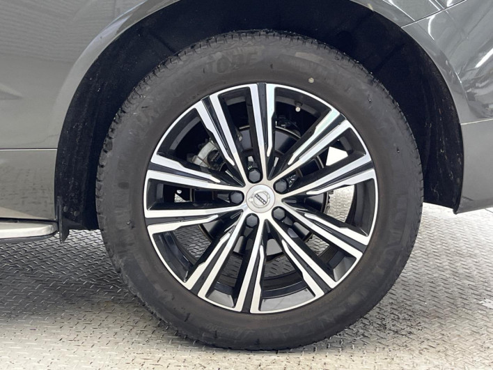 2022 Volvo XC60 5AA-UB420TXCM (UW-69f80e12acc5a)[17]
