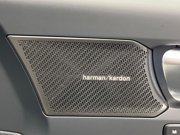 2022 Volvo XC40 5AA-XB420TXCM (UW-69f80e12cb91c)[29]