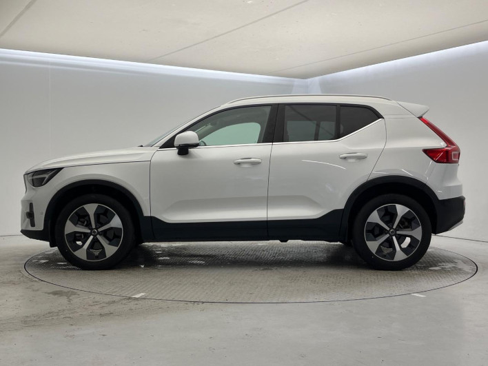 2022 Volvo XC40 5AA-XB420TXCM (UW-69f80e12cb91c)[15]