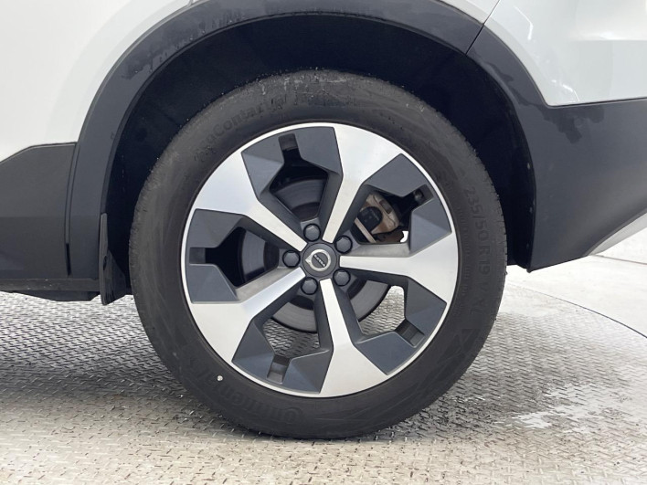 2022 Volvo XC40 5AA-XB420TXCM (UW-69f80e12cb91c)[20]