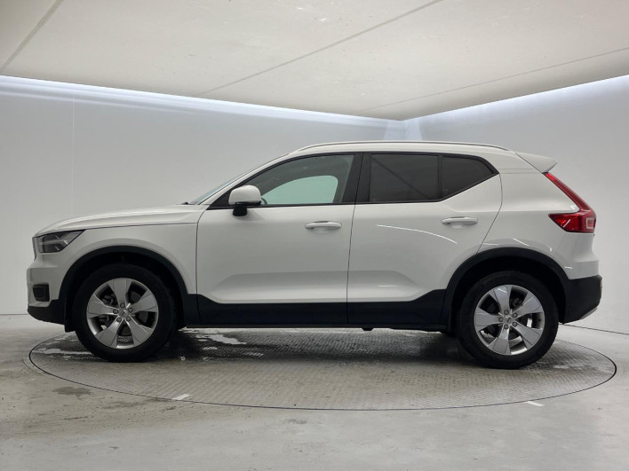 2022 Volvo XC40 5AA-XB420TXCM (UW-69f80e1442d47)[14]