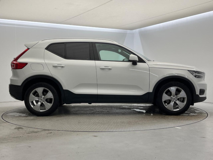 2022 Volvo XC40 5AA-XB420TXCM (UW-69f80e1442d47)[6]