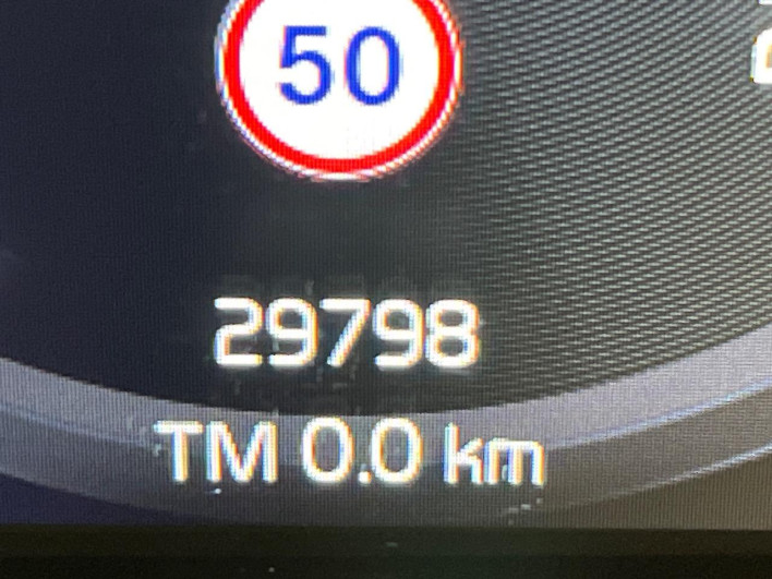 2022 Volvo XC40 5AA-XB420TXCM (UW-69f80e1442d47)[2]